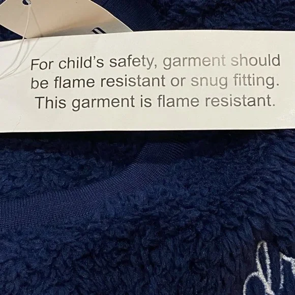 NWT GAP Girls Pullover Top Sz 8 Navy Blue Soft Fury Stretchy DREAM EVERY DAY - Picture 4 of 4